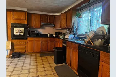 73 Benedict Street, Providence, RI 02907 - Photo 18