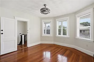 13 Suffolk St, Providence, RI 02908 - Photo 28