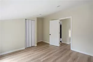 13 Suffolk St, Providence, RI 02908 - Photo 38