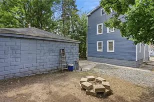 13 Suffolk St, Providence, RI 02908 - Photo 46