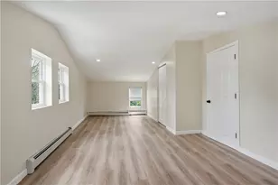 13 Suffolk St, Providence, RI 02908 - Photo 42