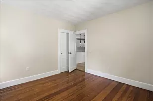 13 Suffolk St, Providence, RI 02908 - Photo 24