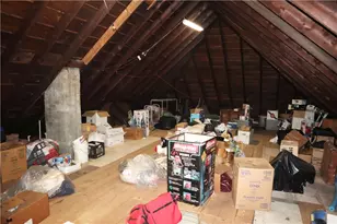 17 Tyndall St, Providence, RI 02908 - Photo 16