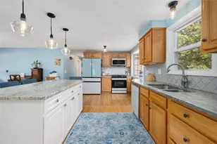 209 Dahlia Dr, North Kingstown, RI 02852 - Photo 12