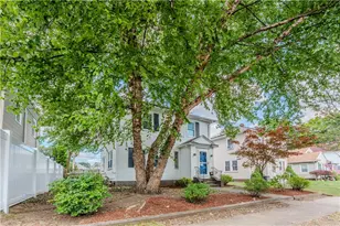 27 Willis St, Cranston, RI 02910 - Photo 2