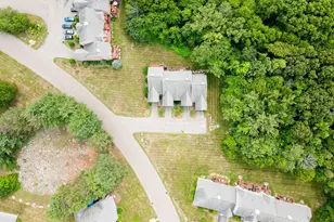703 Brookhaven Ln, Woonsocket, RI 02895 - Photo 26
