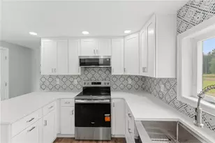 109 Hudson Pond Rd, West Greenwich, RI 02817 - Photo 4