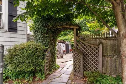 8 Lincoln Avenue, Bristol, RI 02809 - Photo 14