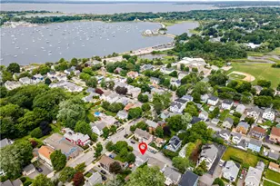 8 Lincoln Ave, Bristol, RI 02809 - Photo 16