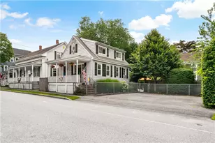 8 Lincoln Ave, Bristol, RI 02809 - Photo 34