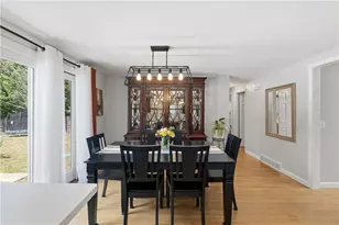 187 Love Ln, Warwick, RI 02886 - Photo 8