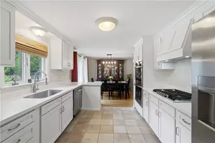 187 Love Ln, Warwick, RI 02886 - Photo 12