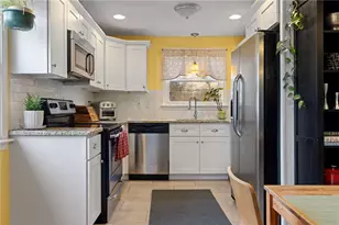 65 Marion Ave S, Cranston, RI 02905 - Photo 14