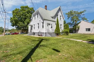 9 Gardner Ave, Cranston, RI 02910 - Photo 32