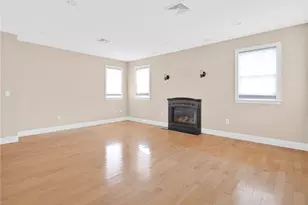 75 Wood St, Bristol, RI 02809 - Photo 26
