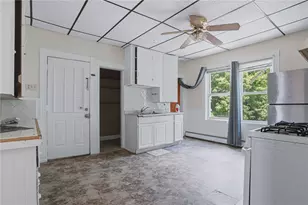 913 Social St, Woonsocket, RI 02895 - Photo 12