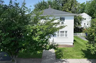 23 Iona St, Providence, RI 02908 - Photo 32