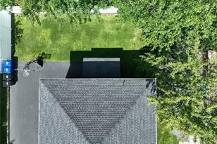 23 Iona St, Providence, RI 02908 - Photo 32