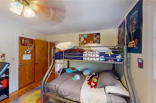 23 Iona St, Providence, RI 02908 - Photo 12