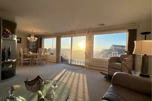 17 Chartier Cir, Newport, RI 02840 - Photo 6