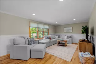 46 Steamboat St, Jamestown, RI 02835 - Photo 4