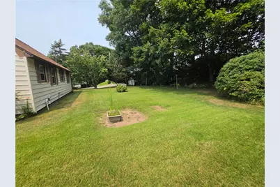25 Linwood Street, West Warwick, RI 02893 - Photo 24