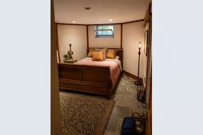 217 Fourth Street, Providence, RI 02906 - Photo 28