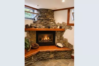217 Fourth Street, Providence, RI 02906 - Photo 26
