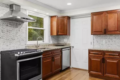103 Opper Street, Providence, RI 02904 - Photo 8