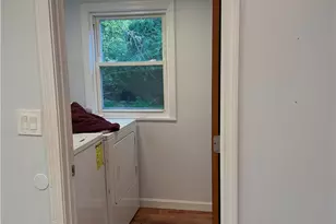 190 E Shore Dr, Exeter, RI 02822 - Photo 10