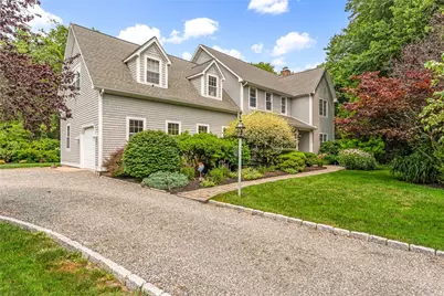 15 Kendall Court, Narragansett, RI 02882 - Photo 2
