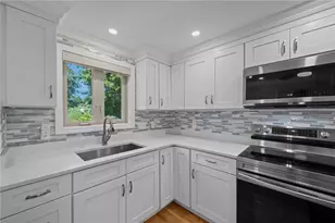 335 South Pier Road Rd, Narragansett, RI 02882 - Photo 8