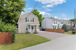 86 Mowry Ave, East Providence, RI 02914 - Photo 4