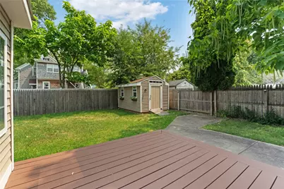 86 Mowry Avenue, East Providence, RI 02914 - Photo 38