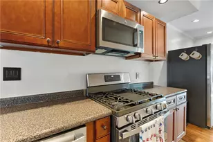86 Mowry Ave, East Providence, RI 02914 - Photo 16