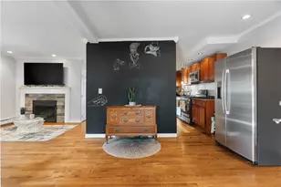 86 Mowry Ave, East Providence, RI 02914 - Photo 22