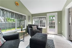 86 Mowry Ave, East Providence, RI 02914 - Photo 24