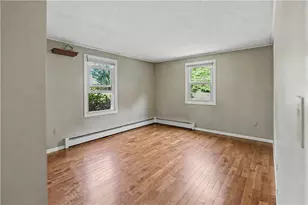 118 Duchess Rd, Cumberland, RI 02864 - Photo 8