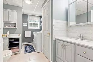 77 Capwell Ave, Woonsocket, RI 02895 - Photo 22