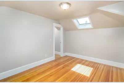 389 Pontiac Avenue, Cranston, RI 02910 - Photo 10