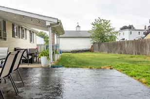 57 Bolton St, Cranston, RI 02920 - Photo 6