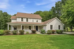 136 Holly Hills Ln, North Kingstown, RI 02874 - Photo 1