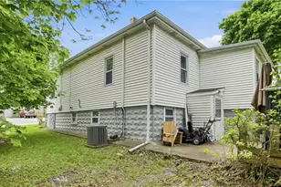 31 Yeoman Ave, Cranston, RI 02920 - Photo 30