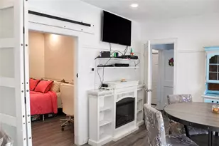 31 Yeoman Ave, Cranston, RI 02920 - Photo 10