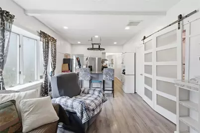 31 Yeoman Avenue, Cranston, RI 02920 - Photo 6