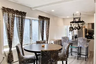 31 Yeoman Ave, Cranston, RI 02920 - Photo 16