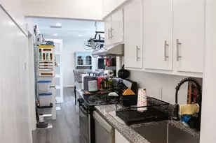 31 Yeoman Ave, Cranston, RI 02920 - Photo 18