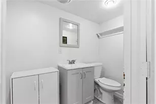 31 Yeoman Ave, Cranston, RI 02920 - Photo 24