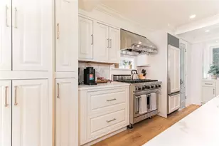 17 E Hills Rd, Westerly, RI 02891 - Photo 10