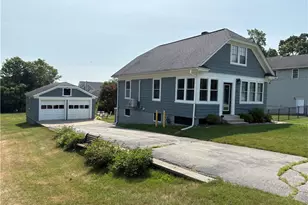 202 Lincoln St, Seekonk, MA 02771 - Photo 1